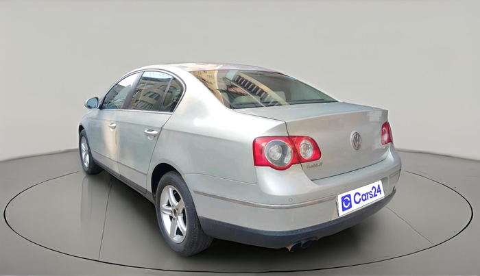 2009 Volkswagen Passat HIGHLINE DSG, Diesel, Automatic, 1,57,819 km, exterior