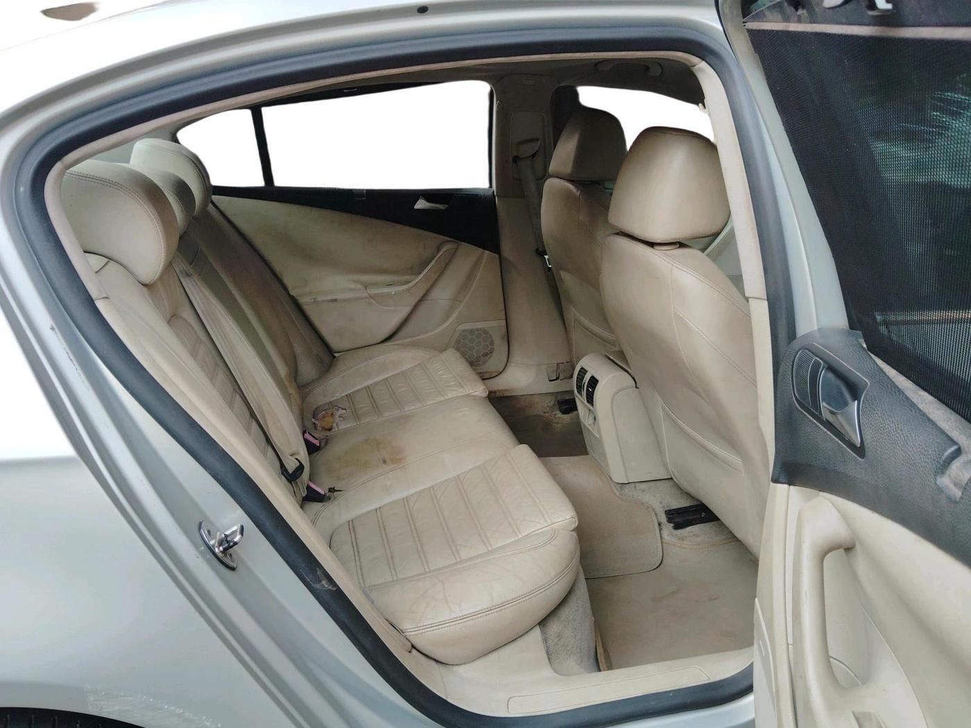 2009 Volkswagen Passat HIGHLINE DSG, Diesel, Automatic, 1,57,819 km, interior