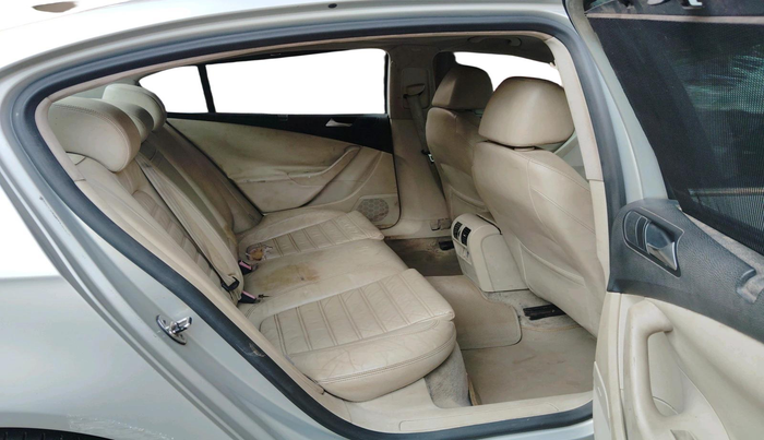 2009 Volkswagen Passat HIGHLINE DSG, Diesel, Automatic, 1,57,819 km, interior