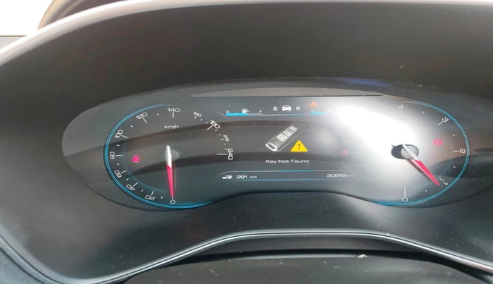 2019 MG HECTOR SHARP HYBRID 1.5 PETROL, Petrol, Manual, 30,818 km, interior