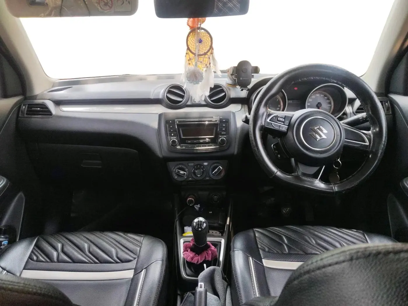 2019 Maruti Swift VXI, Petrol, Manual, 98,509 km, interior