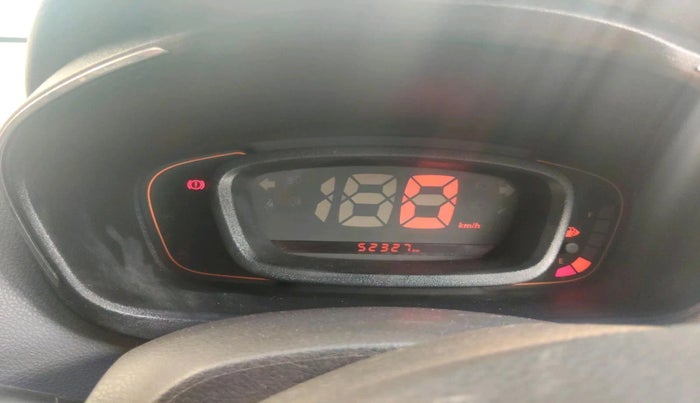 2016 Renault Kwid RXT 0.8 (O), Petrol, Manual, 52,327 km, interior