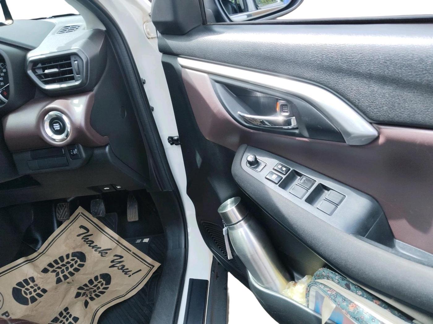 2023 Maruti Grand Vitara SIGMA SMART HYBRID, Petrol, Manual, 8,107 km, interior