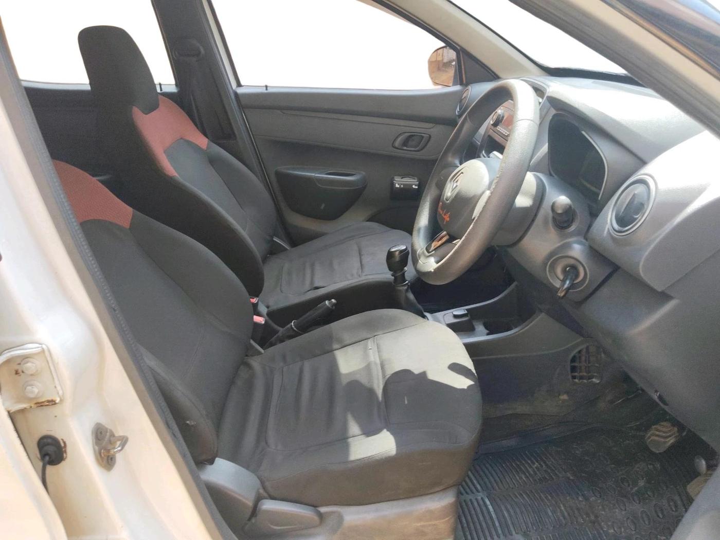 2016 Renault Kwid RXL, Petrol, Manual, 66,343 km, interior