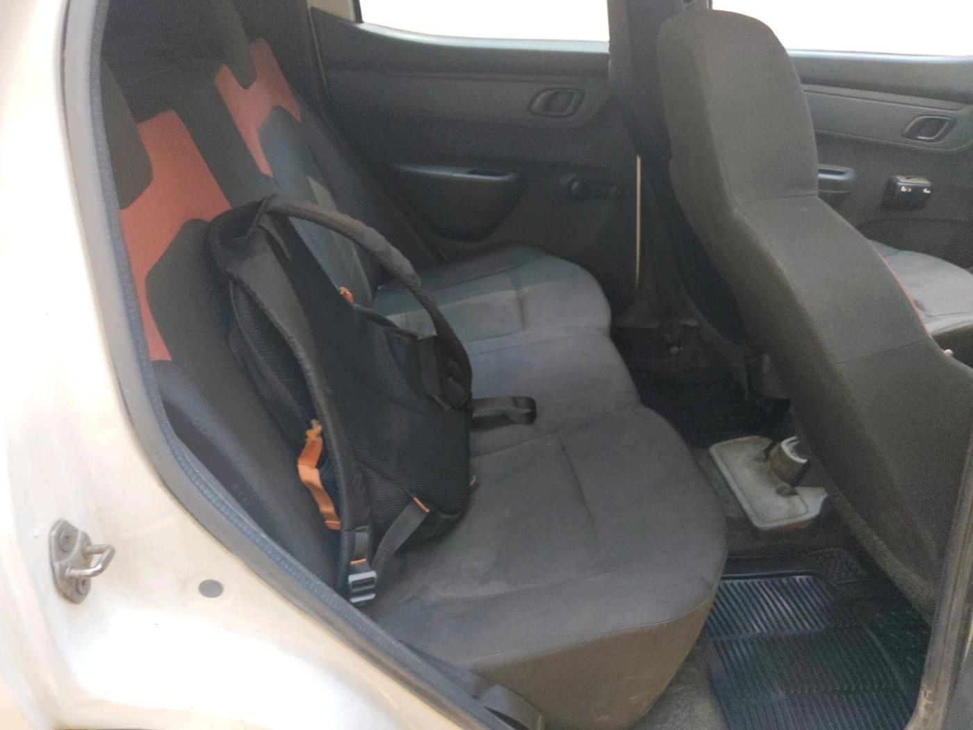 2016 Renault Kwid RXL, Petrol, Manual, 66,343 km, interior