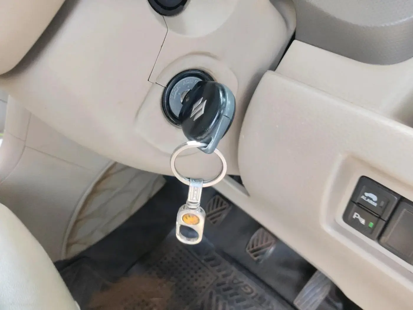 2016 Maruti Ertiga VXI, Petrol, Manual, 57,909 km, interior