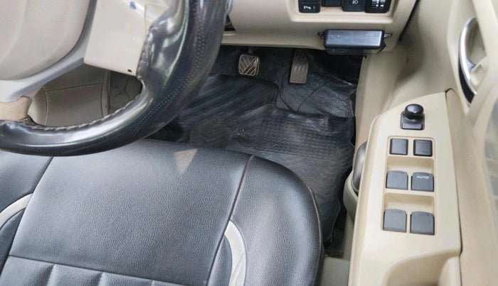 2018 Maruti Ertiga VXI, Petrol, Manual, 1,15,607 km, interior