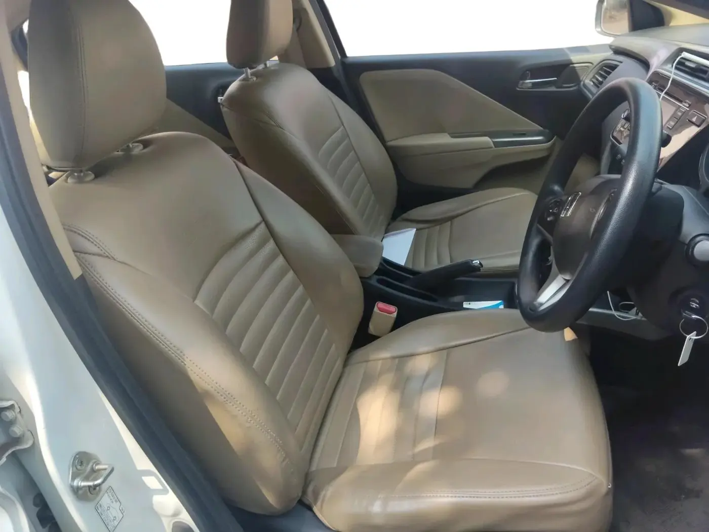 2016 Honda City 1.5L I-VTEC V MT, Petrol, Manual, 81,400 km, interior