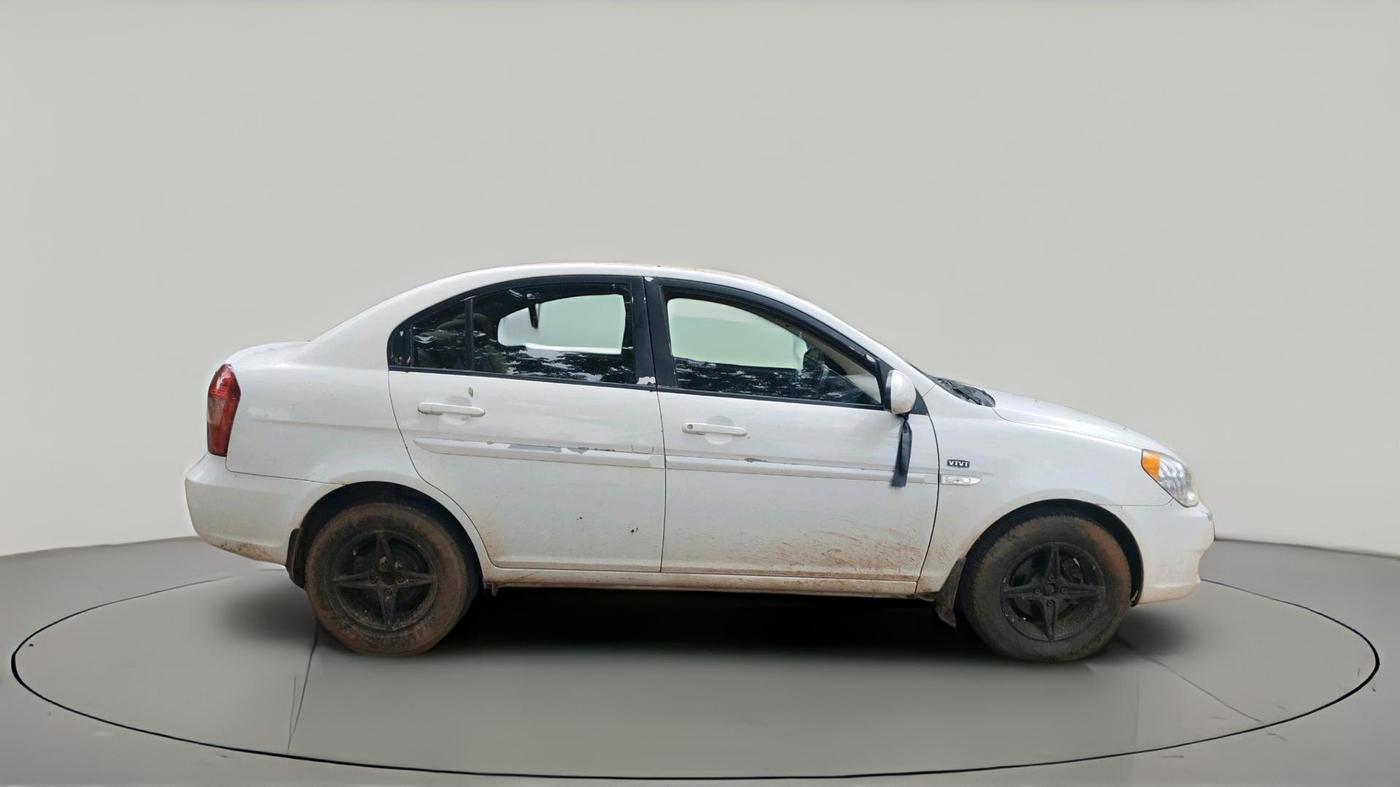 2007 Hyundai Verna XI, Petrol, Manual, 1,76,097 km, exterior