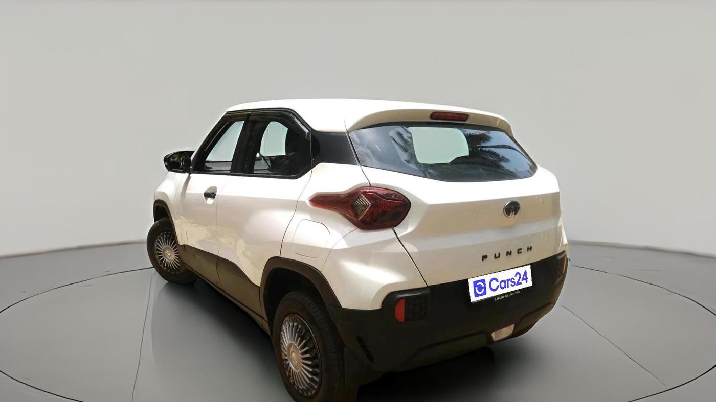2025 Tata PUNCH PURE MT, Petrol, Manual, 5,889 km, exterior