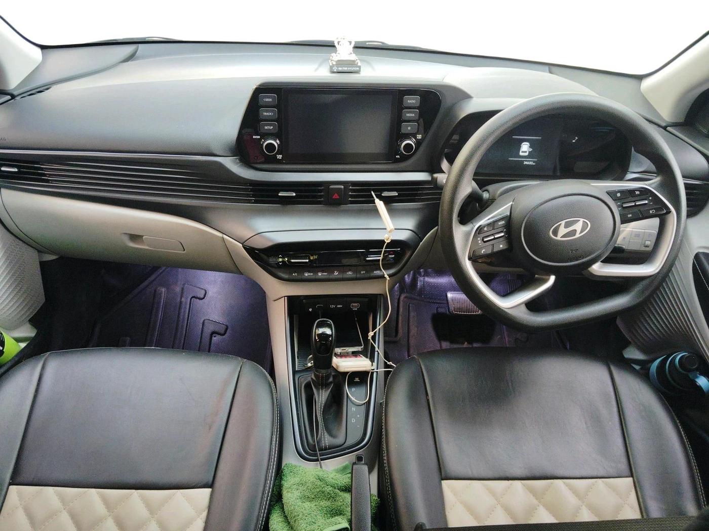 2024 Hyundai NEW I20 Sportz (O) 1.2 IVT, CNG, Automatic, 34,632 km, interior
