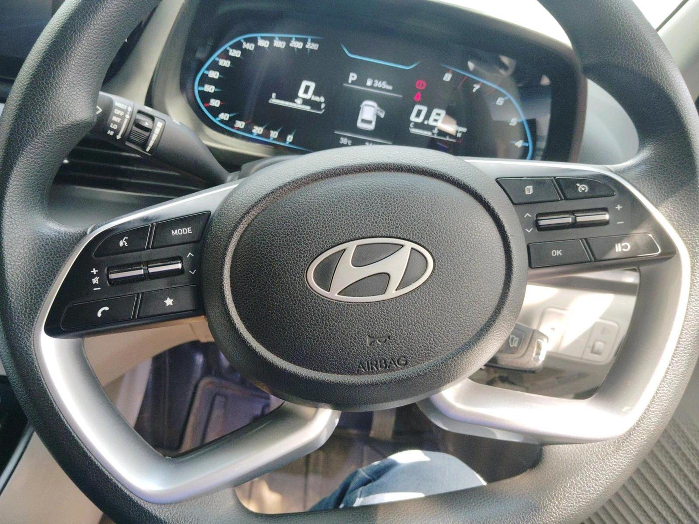 2024 Hyundai NEW I20 Sportz (O) 1.2 IVT, CNG, Automatic, 34,632 km, interior