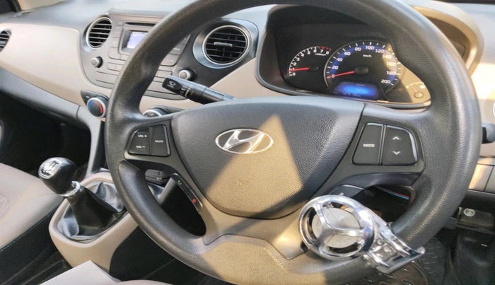 2014 Hyundai Xcent S 1.2, Petrol, Manual, 72,576 km, interior