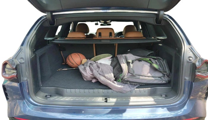 2022 BMW X3 XDRIVE 30I M SPORT, Petrol, Automatic, 43,725 km, exterior