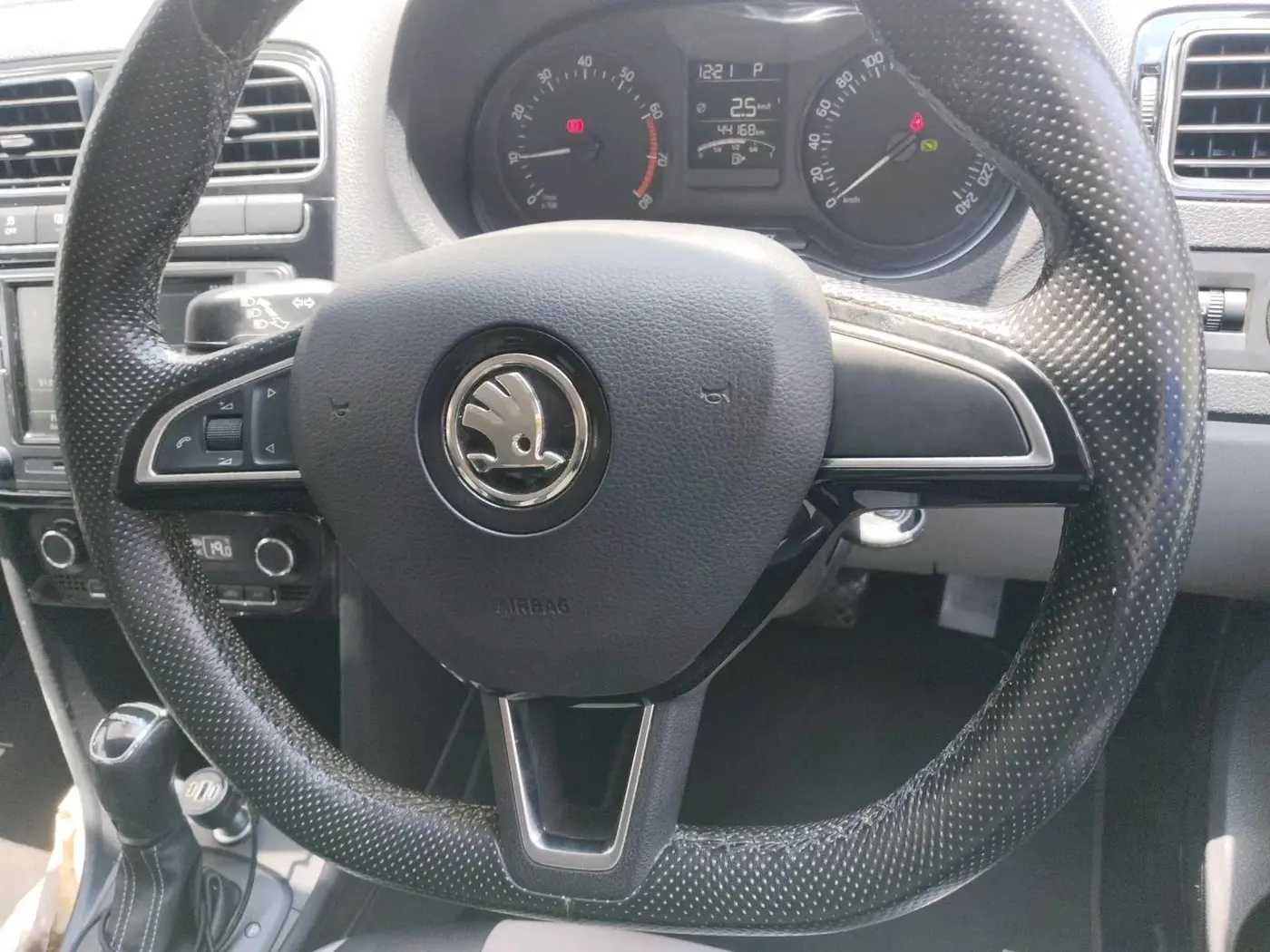 2020 Skoda Rapid AMBITION AT TSI, Petrol, Automatic, 44,168 km, interior