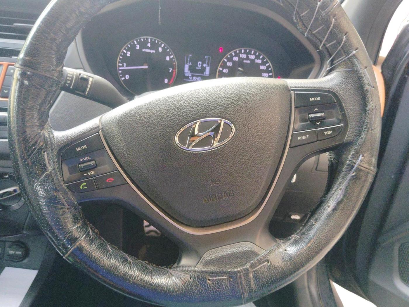 2016 Hyundai i20 Active 1.2 S, Petrol, Manual, 72,681 km, interior
