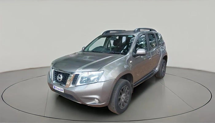 2016 Nissan Terrano XL (P), Petrol, Manual, 1,43,912 km, exterior