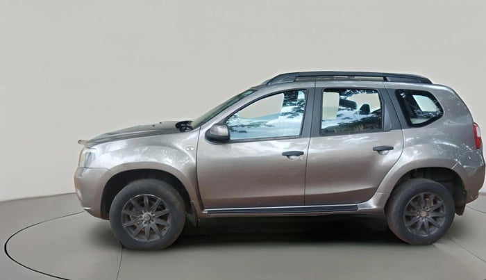 2016 Nissan Terrano XL (P), Petrol, Manual, 1,43,912 km, exterior