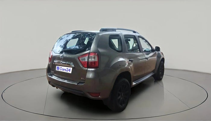 2016 Nissan Terrano XL (P), Petrol, Manual, 1,43,912 km, exterior