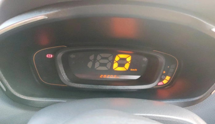 2016 Renault Kwid RXT 0.8, Petrol, Manual, 28,202 km, interior