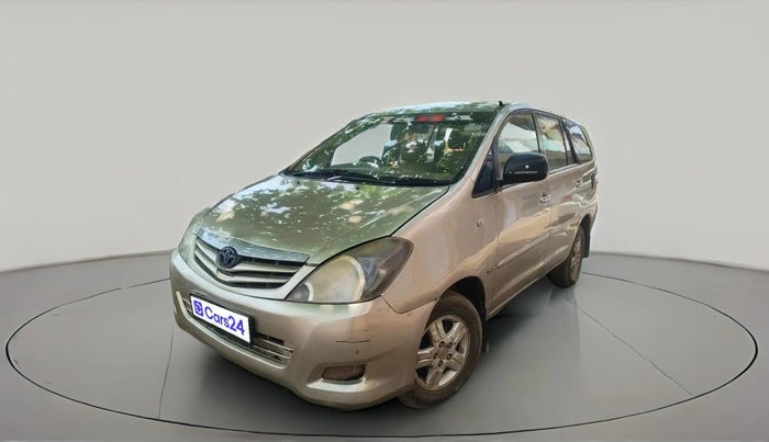 2006 Toyota Innova V 2.5 7 STR, Diesel, Manual, 1,88,963 km, exterior
