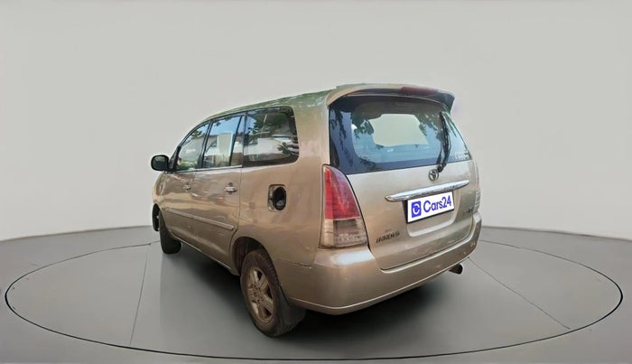 2006 Toyota Innova V 2.5 7 STR, Diesel, Manual, 1,88,963 km, exterior