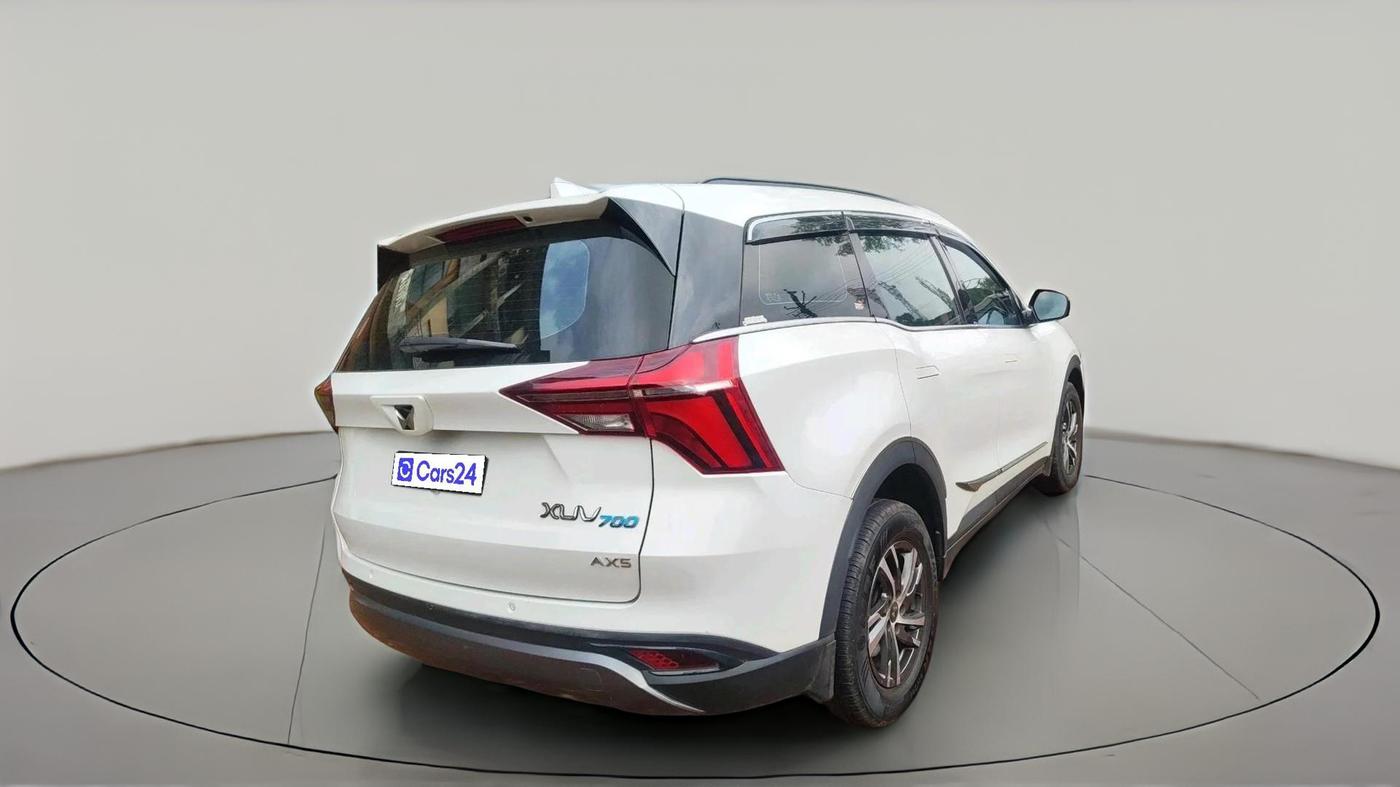 2021 Mahindra XUV700 AX 5 P MT 5 STR, Petrol, Manual, 29,939 km, exterior