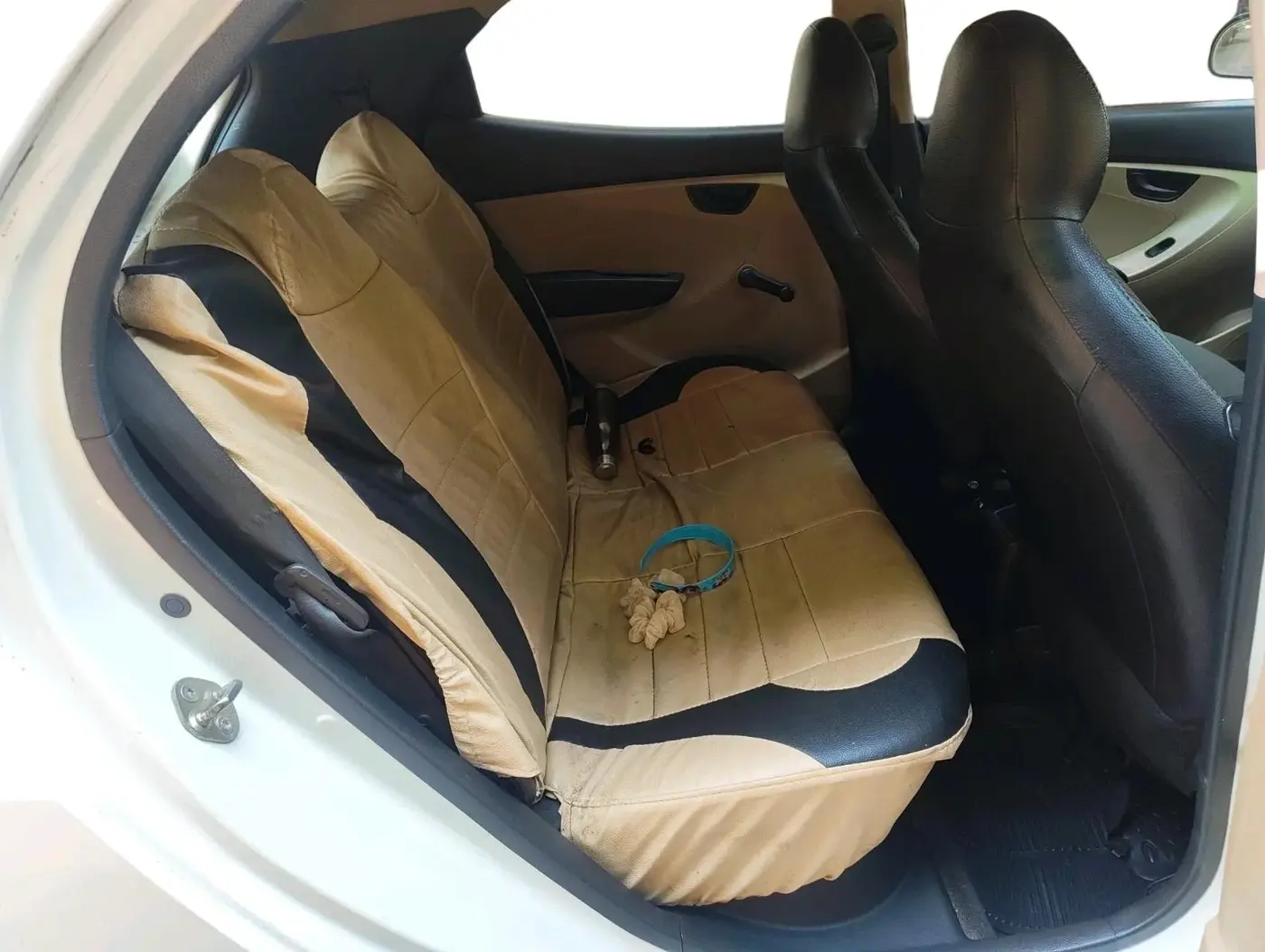 2012 Hyundai Eon ERA +, Petrol, Manual, 1,43,584 km, interior