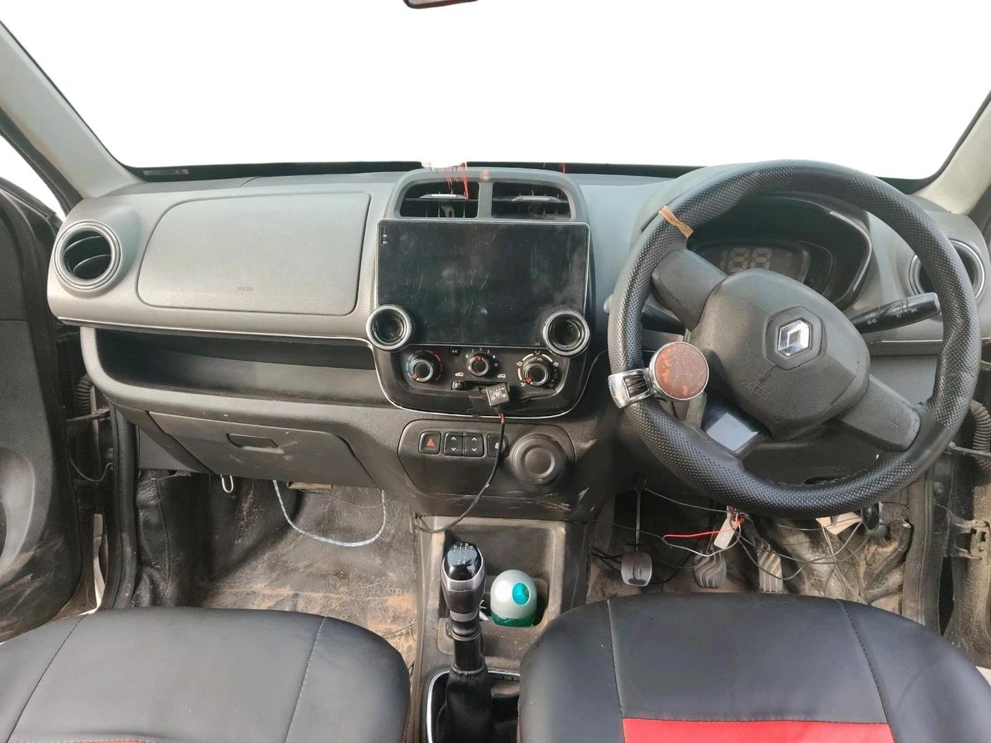 2018 Renault Kwid RXT 0.8 (O), CNG, Manual, 67,390 km, interior