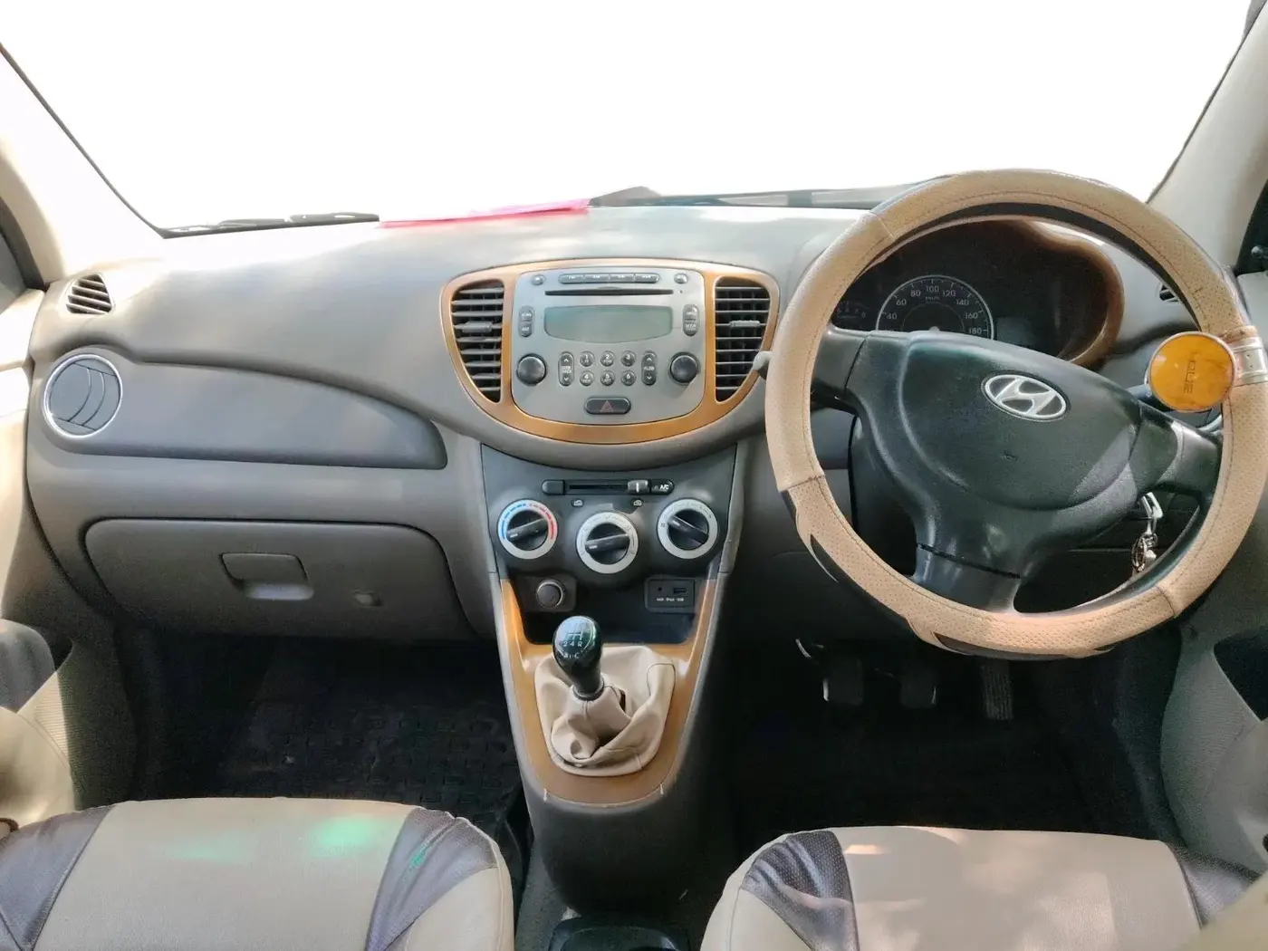 2012 Hyundai i10 SPORTZ 1.2, Petrol, Manual, 1,31,546 km, interior