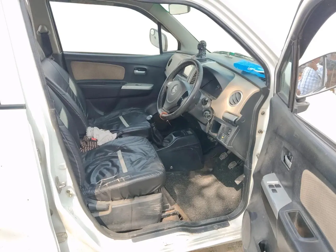 2017 Maruti Wagon R 1.0 LXI CNG, CNG, Manual, 79,882 km, interior