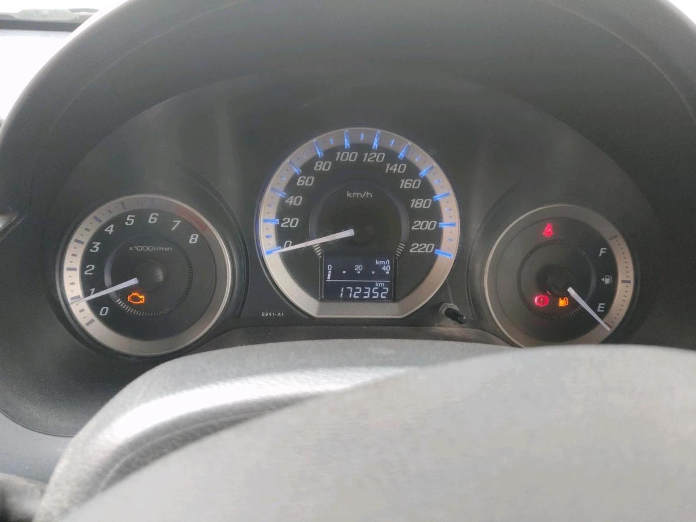 2013 Honda City 1.5L I-VTEC E MT, CNG, Manual, 1,72,352 km, interior