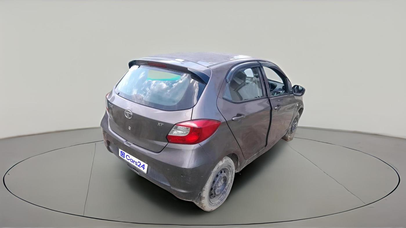2017 Tata Tiago XT PETROL, CNG, Manual, 97,571 km, exterior