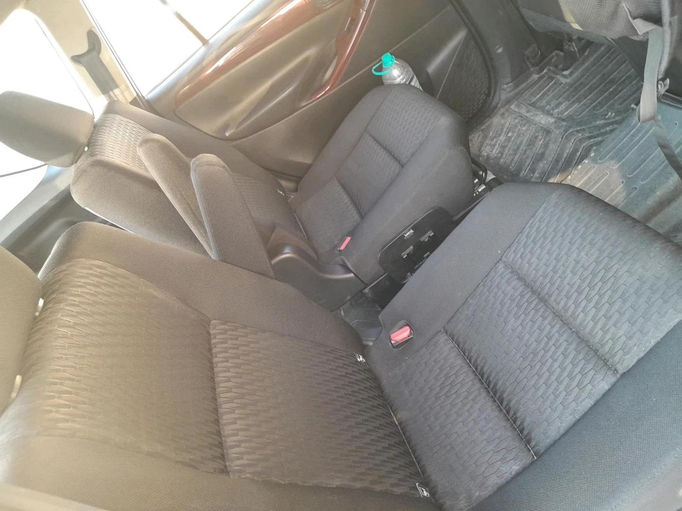 2020 Toyota Innova Crysta 2.8 GX AT 7 STR, Diesel, Automatic, 90,569 km, interior