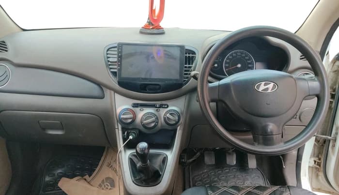 2011 Hyundai i10 MAGNA 1.2, CNG, Manual, 1,33,470 km, interior