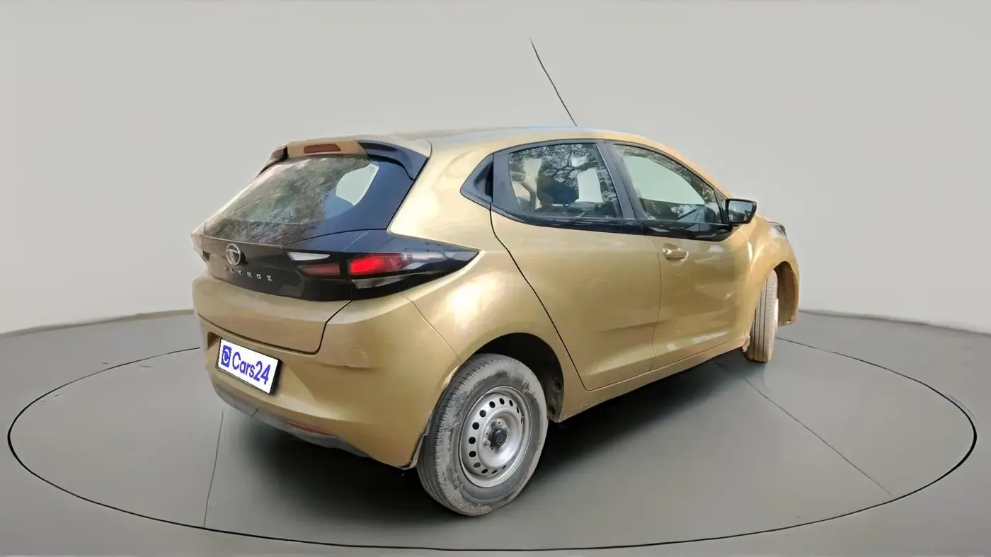 2021 Tata ALTROZ XE DIESEL, Diesel, Manual, 47,119 km, exterior