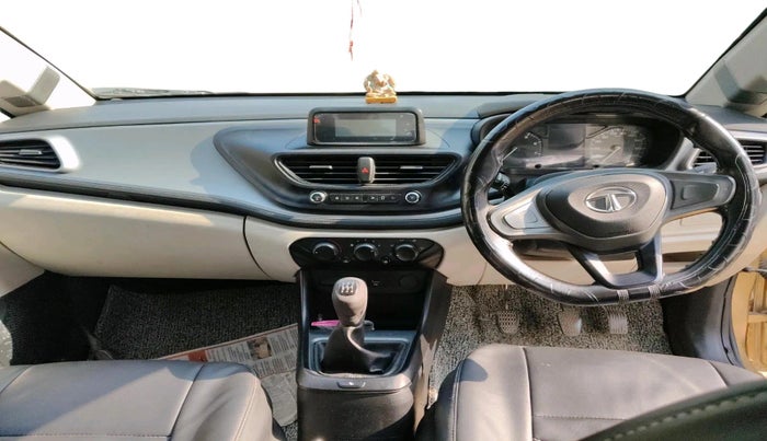 2021 Tata ALTROZ XE DIESEL, Diesel, Manual, 47,119 km, interior