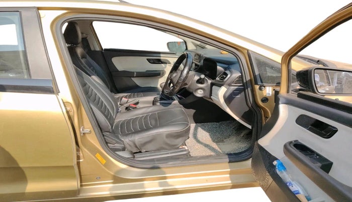 2021 Tata ALTROZ XE DIESEL, Diesel, Manual, 47,119 km, interior