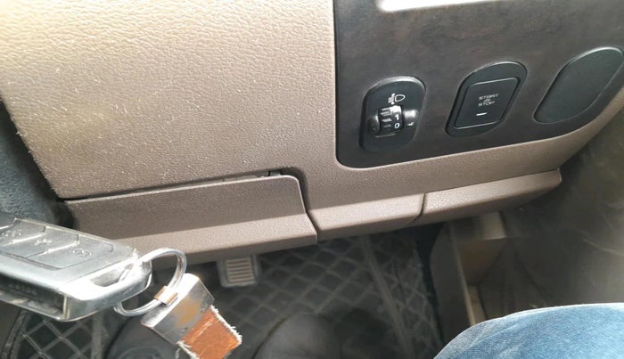 2024 Mahindra Bolero B6, Diesel, Manual, 82,341 km, interior