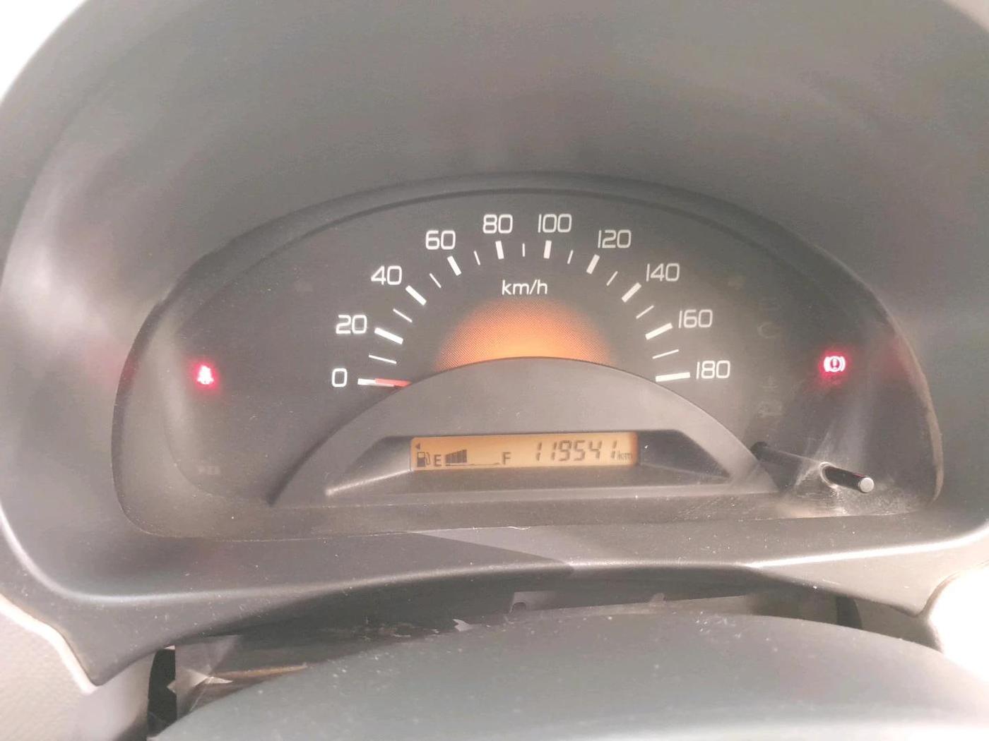 2012 Maruti Wagon R 1.0 LXI CNG, CNG, Manual, 1,19,541 km, interior