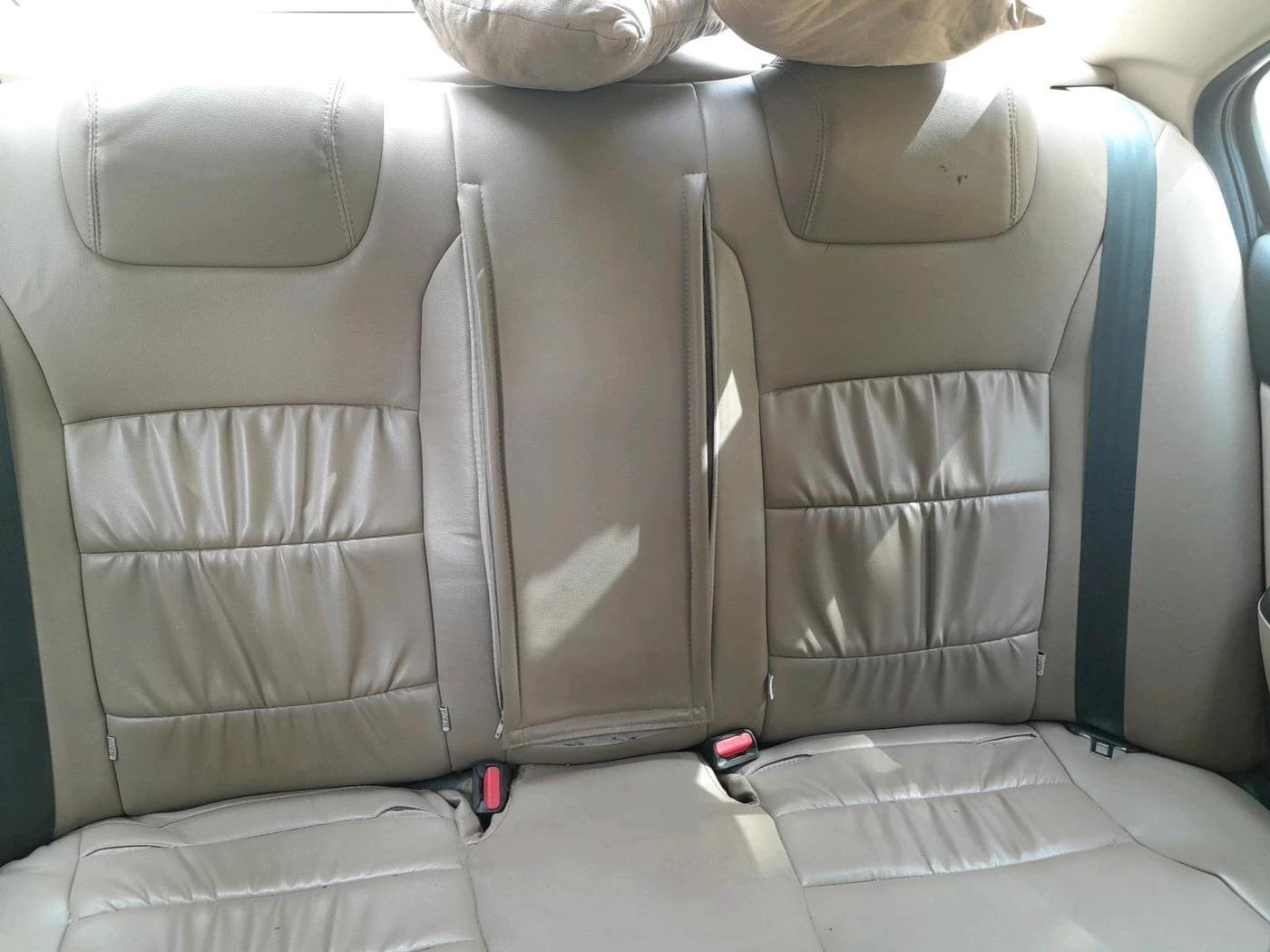 2020 Honda Amaze 1.5L I-DTEC VX, Diesel, Manual, 1,35,971 km, interior