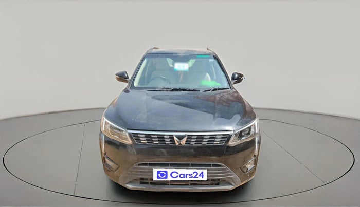 2023 Mahindra XUV300 W8 (O) 1.5 DIESEL, Diesel, Manual, 30,050 km, exterior