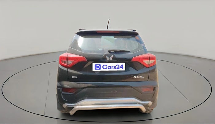 2023 Mahindra XUV300 W8 (O) 1.5 DIESEL, Diesel, Manual, 30,050 km, exterior