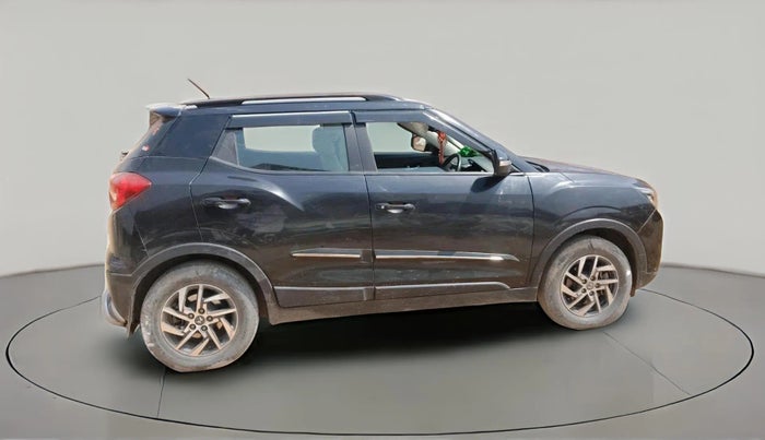 2023 Mahindra XUV300 W8 (O) 1.5 DIESEL, Diesel, Manual, 30,050 km, exterior