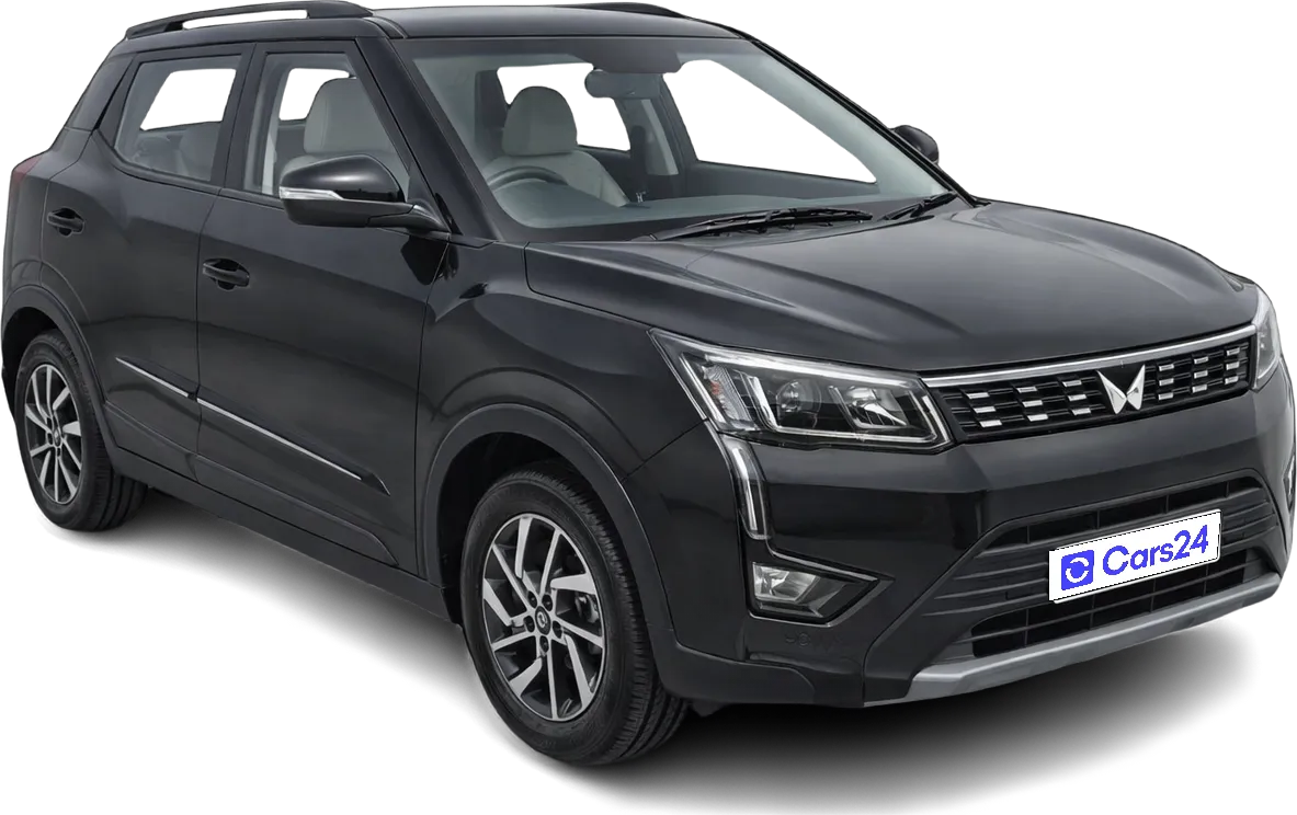 2023 Mahindra XUV300 - SUV - Diesel - Manual - ₹11.15 lakh