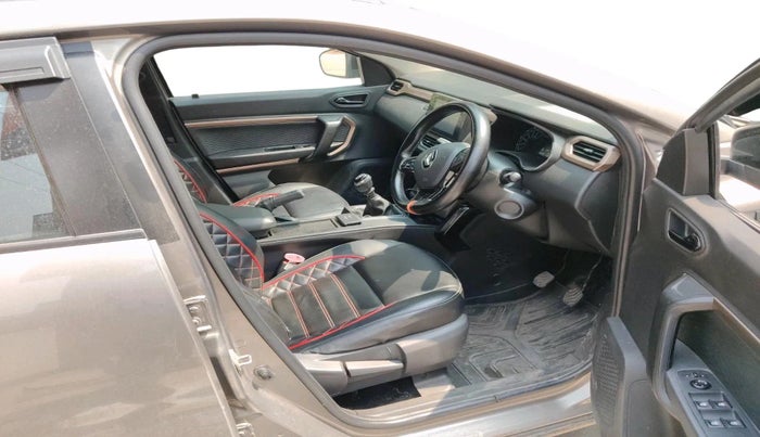 2021 Renault Kiger RXT MT, Petrol, Manual, 65,419 km, interior