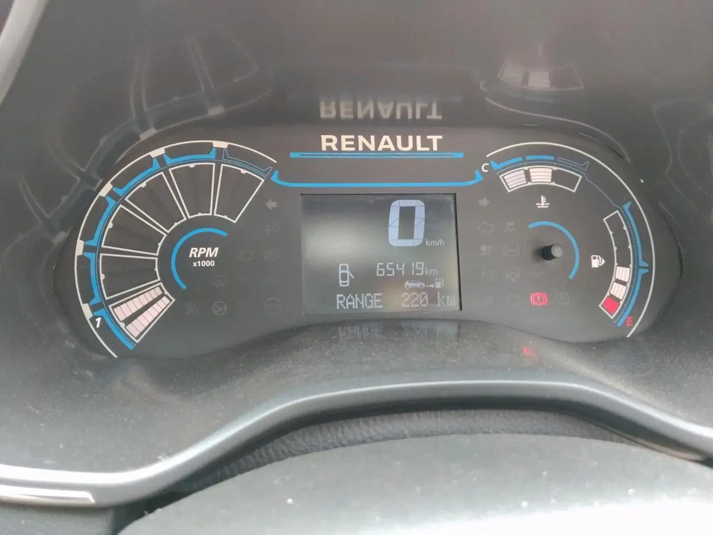 2021 Renault Kiger RXT MT, Petrol, Manual, 65,419 km, interior