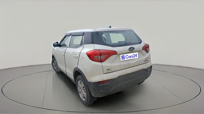 2019 Mahindra XUV300 W4 1.5 DIESEL, Diesel, Manual, 1,35,692 km, exterior