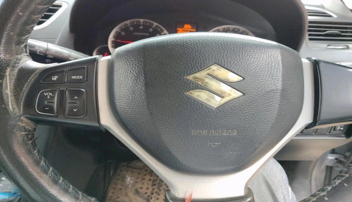 2014 Maruti Swift ZXI, Petrol, Manual, 91,097 km, interior