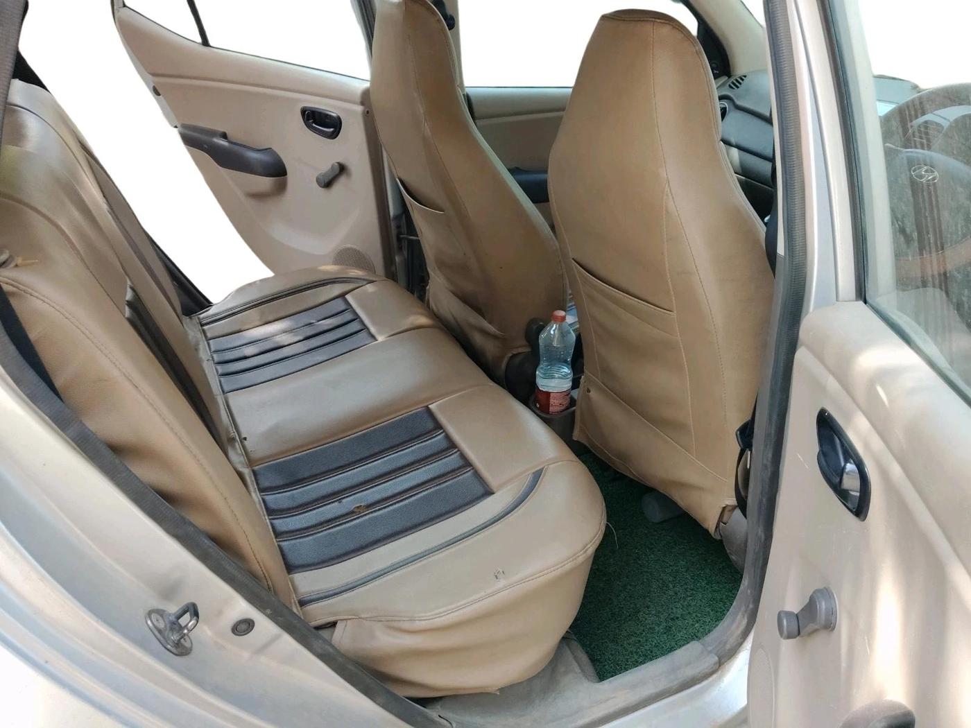 2011 Hyundai i10 D LITE 1.1, CNG, Manual, 69,996 km, interior